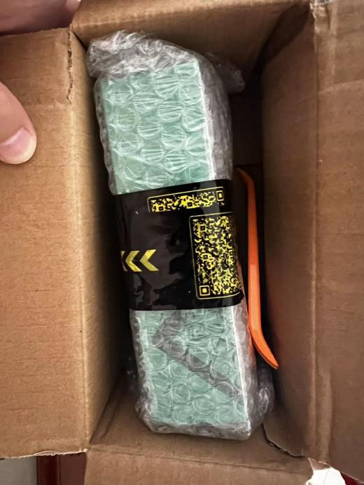 1579602